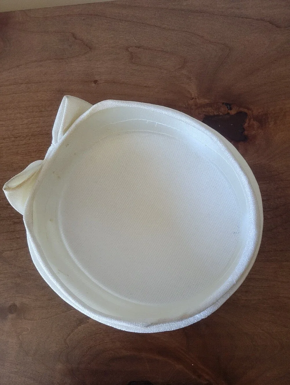 Vintage Ivory Pillbox Hat with Bow Cream Bridal Wedding Church Fascinator